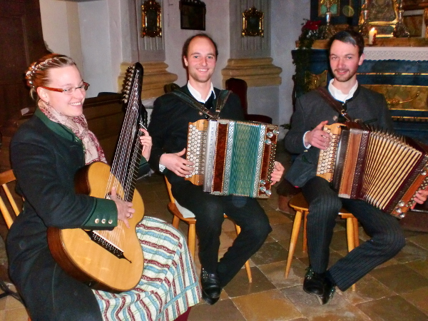 Straudorfer Ziachmusi Weihnachtssingen 2016